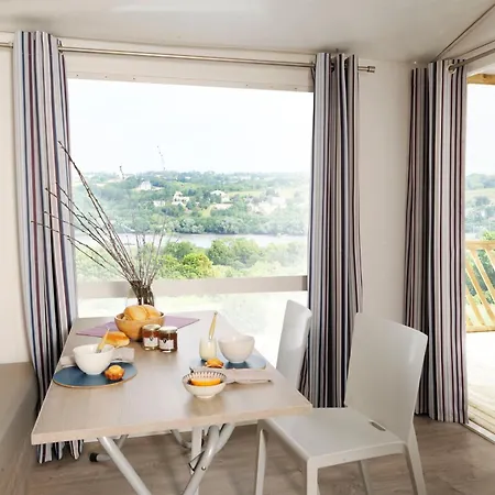 Paradis Domaine Oyat Parque de Campismo Le Fenouiller