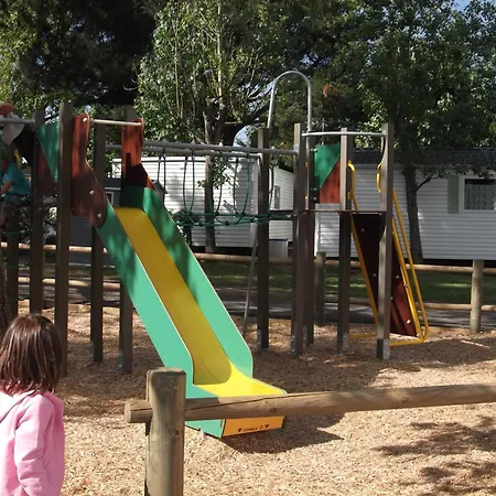 Paradis Domaine Oyat キャンプ場 Le Fenouiller