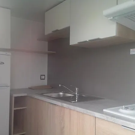 Parque de Campismo Paradis Domaine Oyat Le Fenouiller