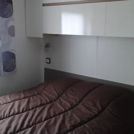 キャンプ場 Paradis Domaine Oyat