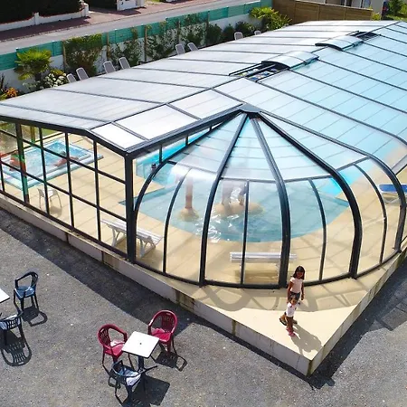 Paradis Domaine Oyat Kamp alanı