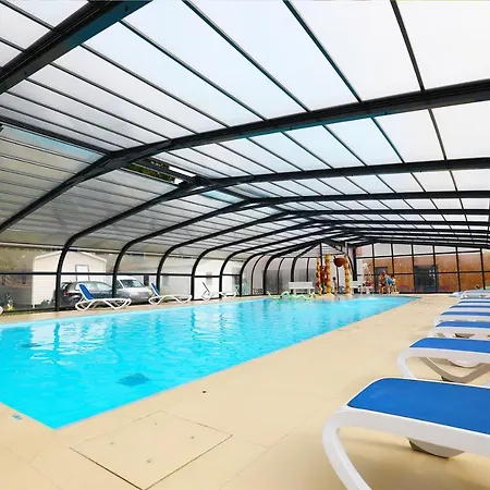 Kamp alanı Paradis Domaine Oyat Le Fenouiller