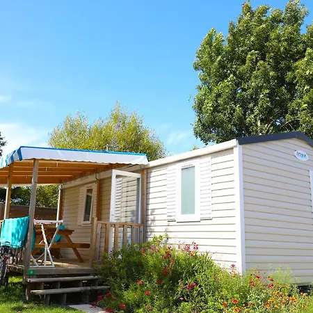 Paradis Domaine Oyat Campsite