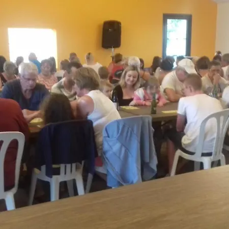 Paradis Domaine Oyat Kamp alanı Le Fenouiller