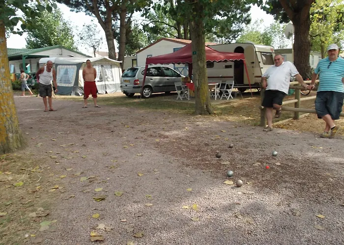 Paradis Domaine Oyat Κάμπινγκ 4*