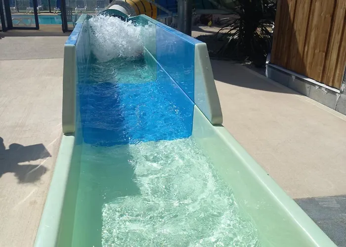 Paradis Domaine Oyat 4*