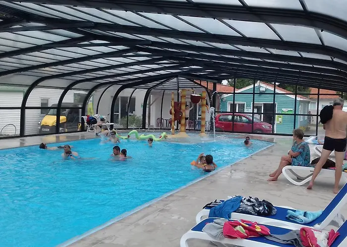 Paradis Domaine Oyat 4* Le Fenouiller